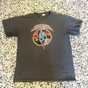 DC Superman Vintage Shirt | Please see photos cloesly